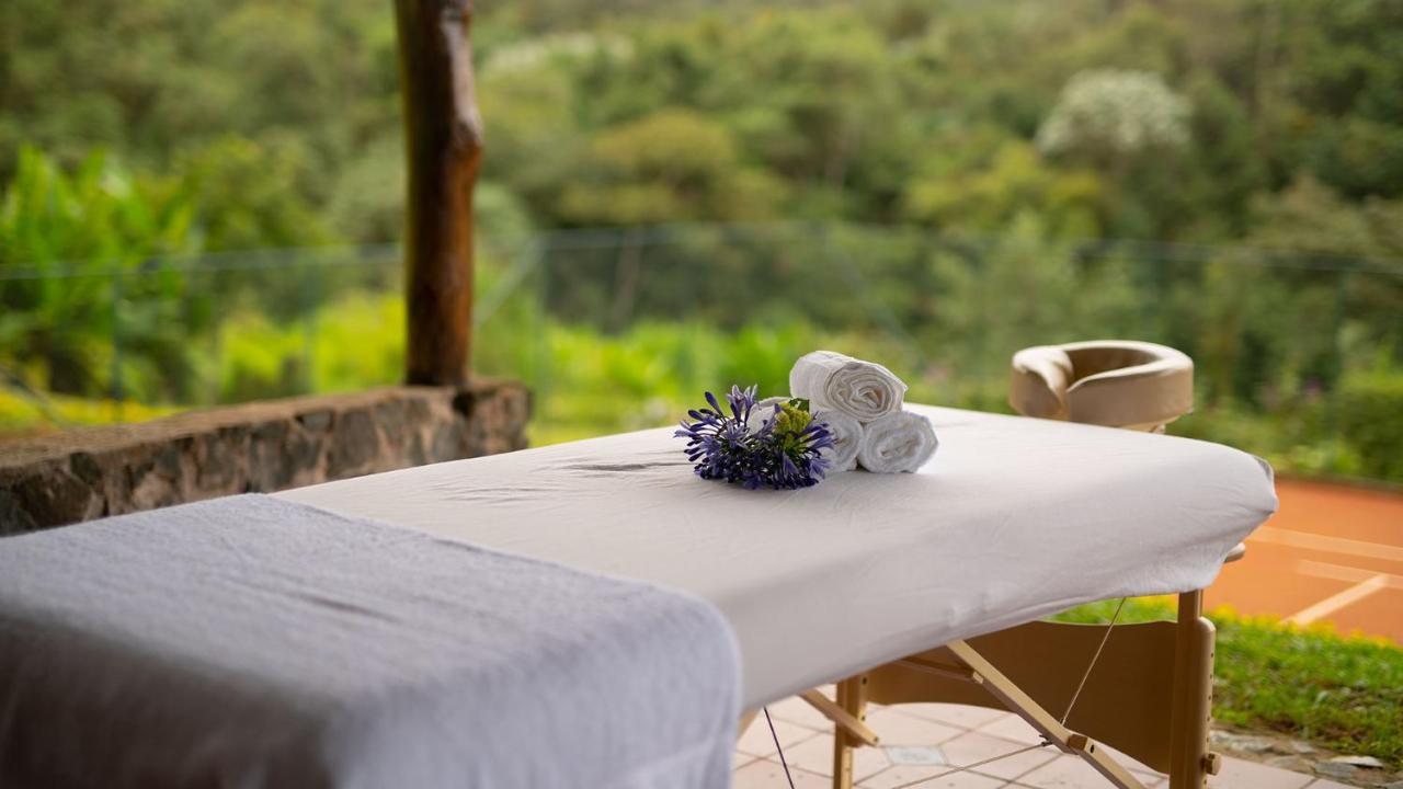 Las Mercedes Lodge Кали Экстерьер фото
